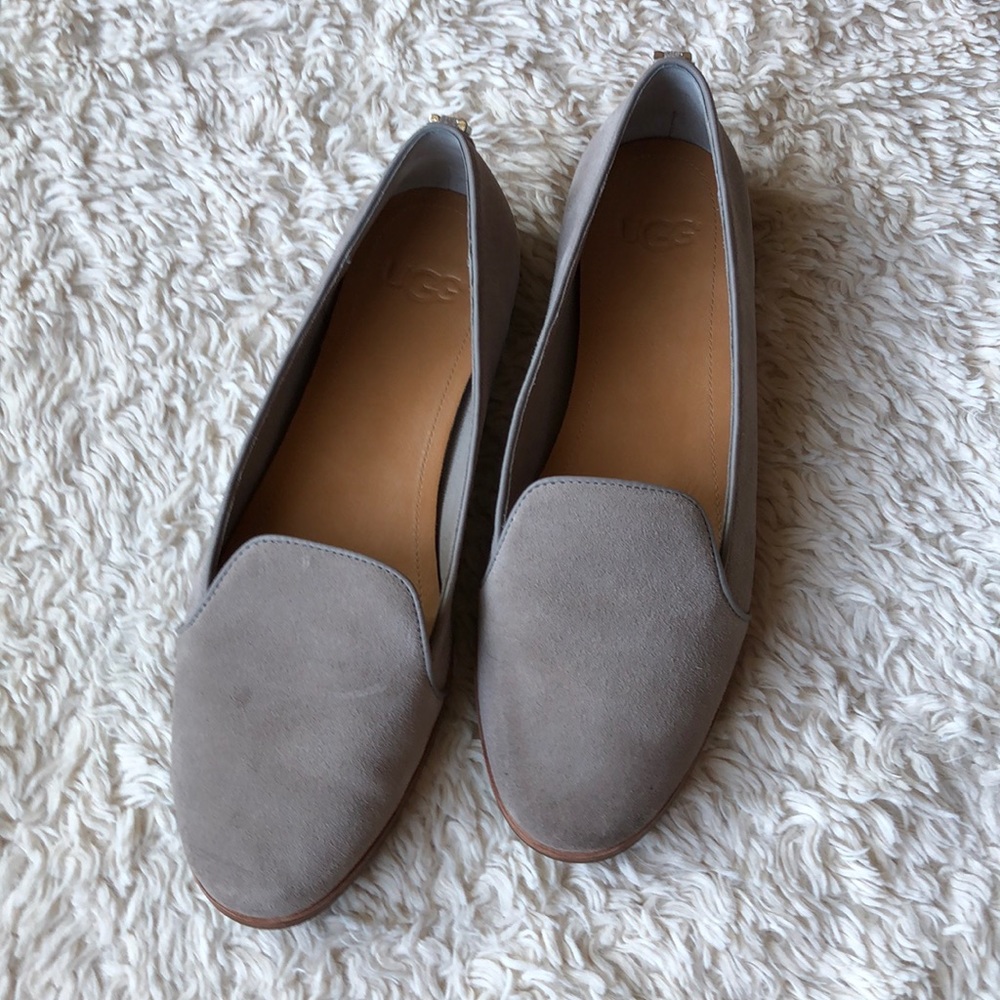 Like New!!!! UGG Bonnie Flats